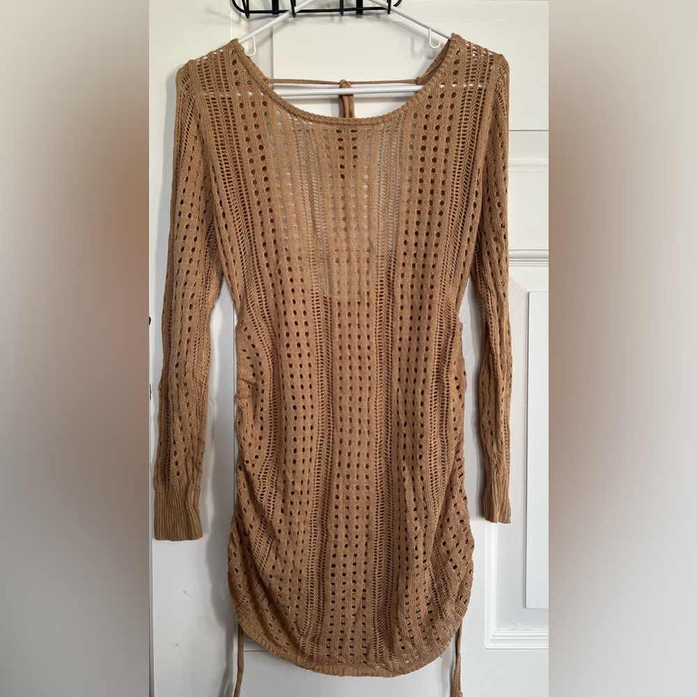 NWT - Blooming Jelly Womens Crochet Swimsuit Cover Up